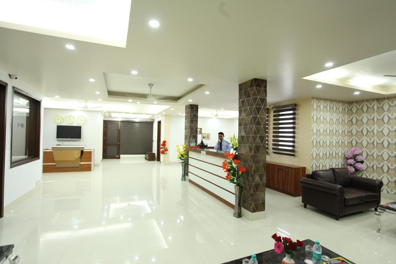 Hotel Hc Grand New Delhi Ngoại thất bức ảnh
